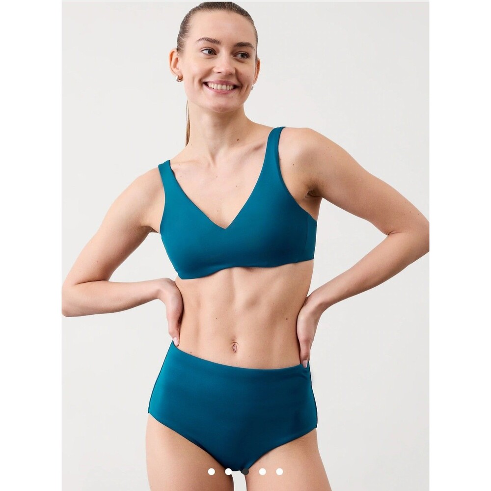 New Athleta Swim Bottom Shorts‎ High Waisted Modest Medium Coastal Teal NWT Pool